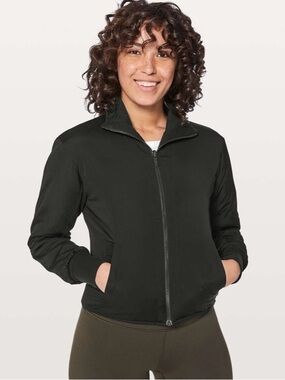 Lululemon Forever warm jacket - reversible - reflective details